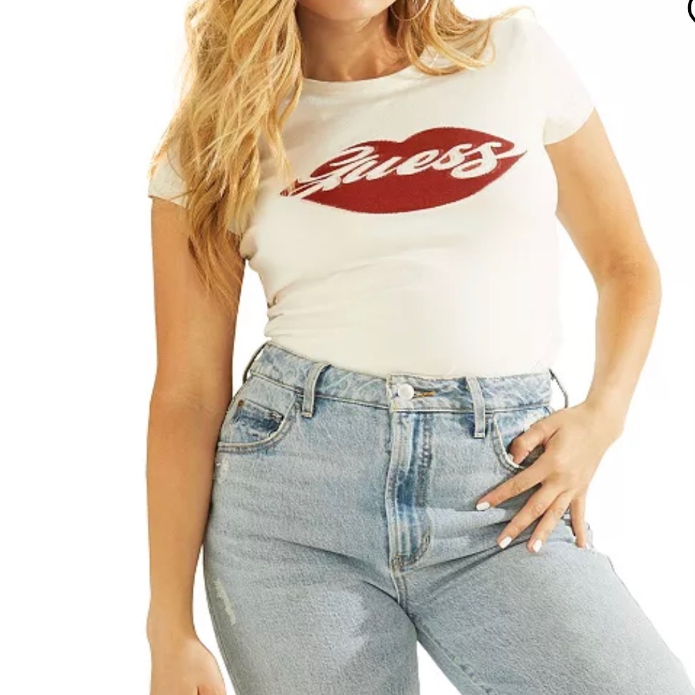 Women's Cotton Lips Logo Graphic Crewneck T-Shirt